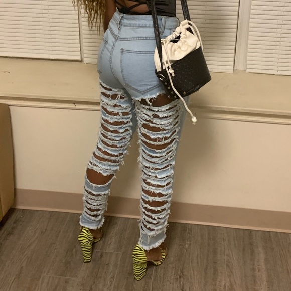 Distressed Out Jeans - Picture 2 of 2